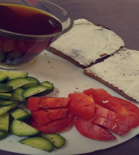 الفطور 
قريبا الجميع سيتحدث عن رشاقتك