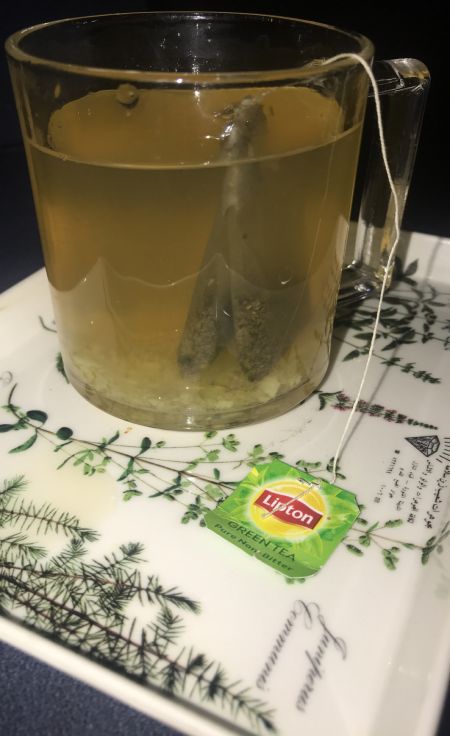 شاي اخضر مع ليمون و زنجبيل ?..