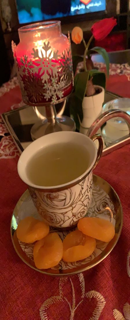 سناك اليوم
قهوة الزنحبيل+خوخ مجفف