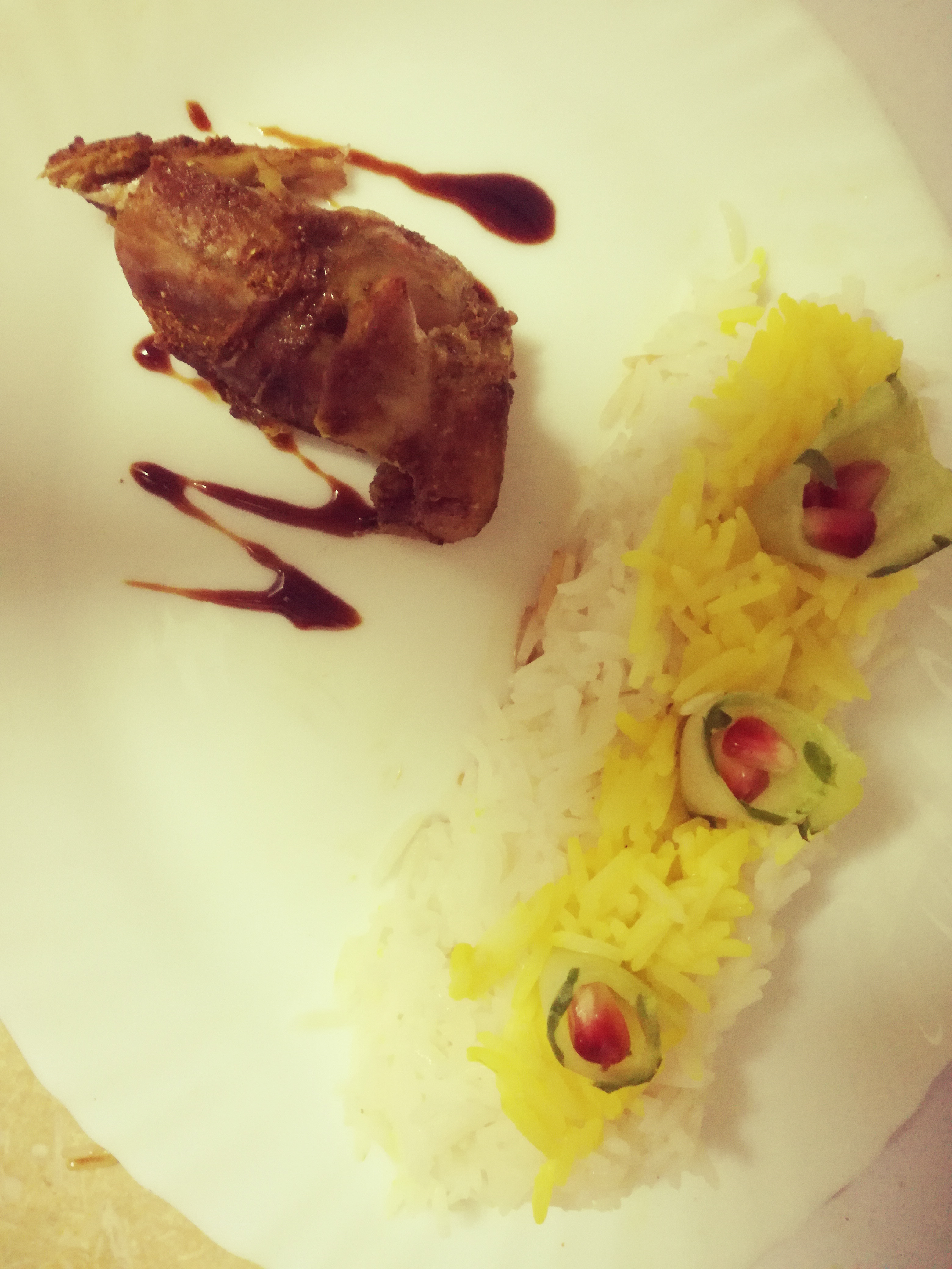 الغداء مقيد،،رز مسلوق قطعة  لحم مشوي