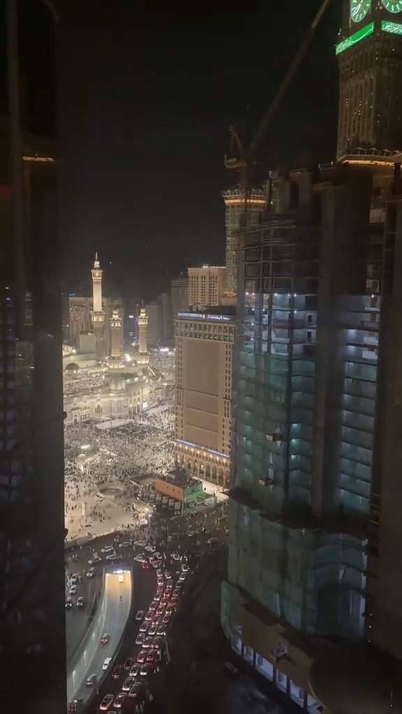 اللهم اغفر لنا و لابائنا وأمهاتنا وابنائنا ولكل من له حق علينا